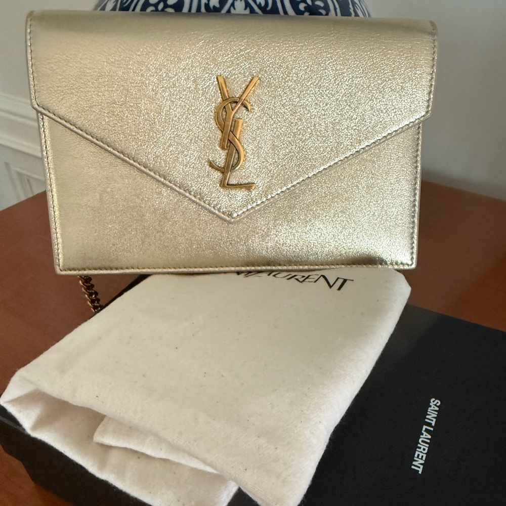 Saint Laurent Cassandre Envelope Chain Wallet in Gold in excellent condition!